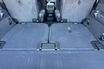 2026 Volvo XC90 B5 Plus