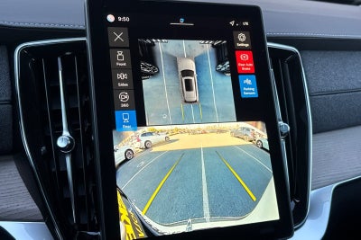 2026 Volvo XC90 B5 Plus