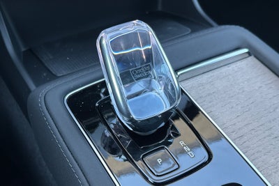 2026 Volvo XC90 B5 Plus