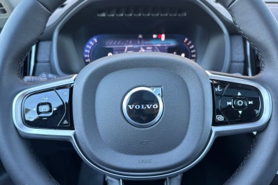 2026 Volvo XC90 B5 Plus