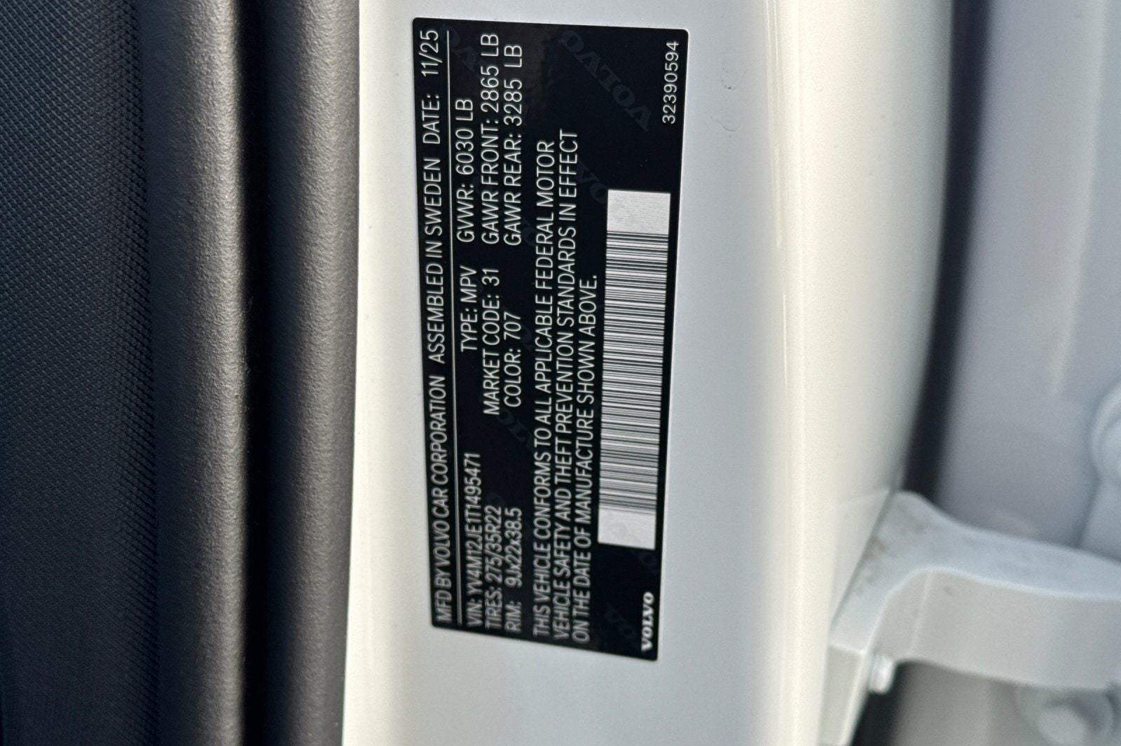 2026 Volvo XC90 B5 Plus