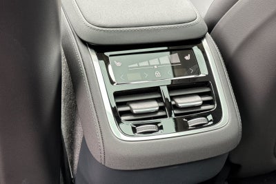 2026 Volvo XC90 B5 Plus