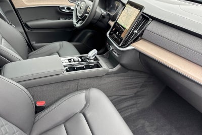 2026 Volvo XC90 B5 Plus
