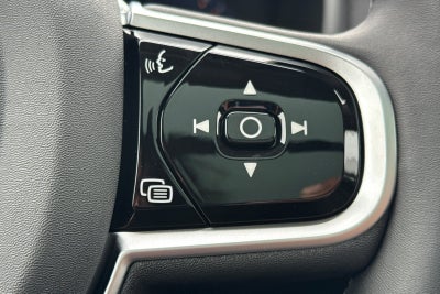 2026 Volvo XC90 B5 Plus