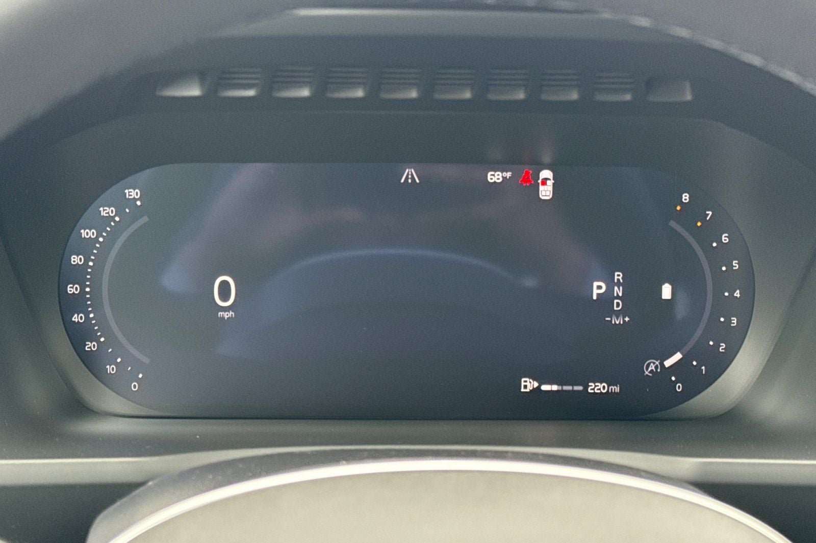 2026 Volvo XC90 B5 Plus