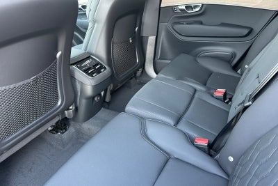 2026 Volvo XC90 B5 Plus