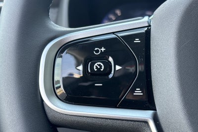 2026 Volvo XC90 B5 Plus