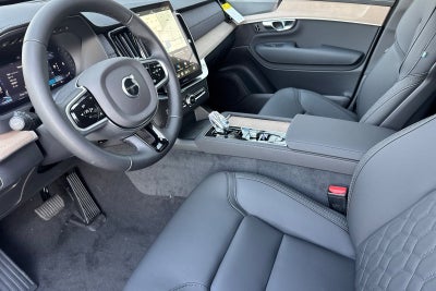 2026 Volvo XC90 B5 Plus