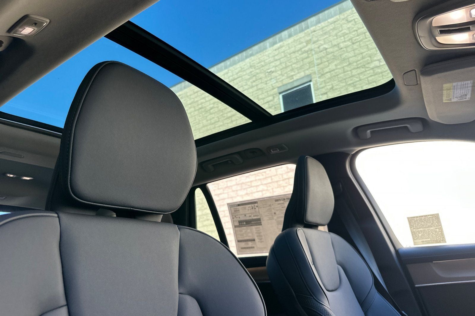 2026 Volvo XC90 B5 Plus