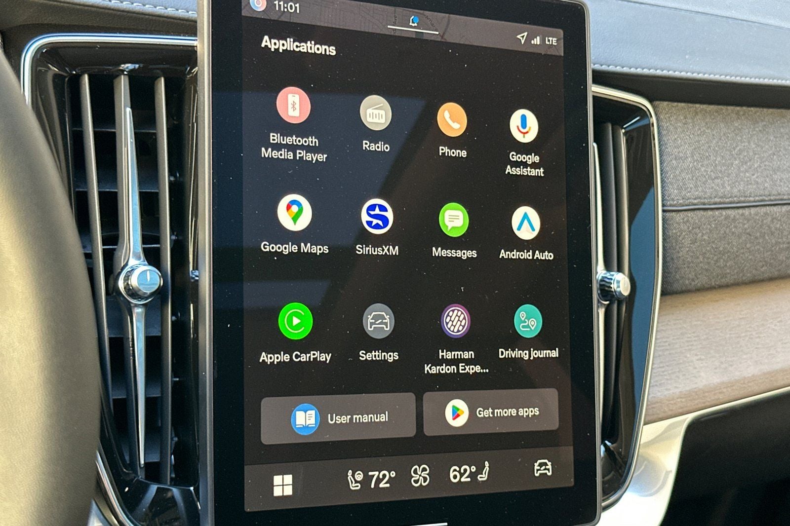 2026 Volvo XC90 B5 Plus