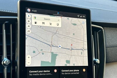 2026 Volvo XC90 B5 Plus