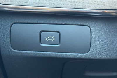 2026 Volvo XC90 B5 Plus