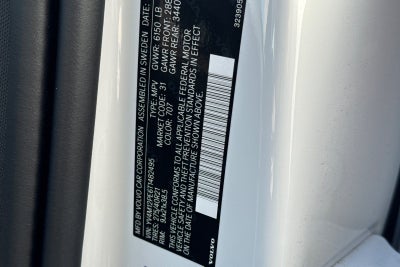 2026 Volvo XC90 B5 Plus