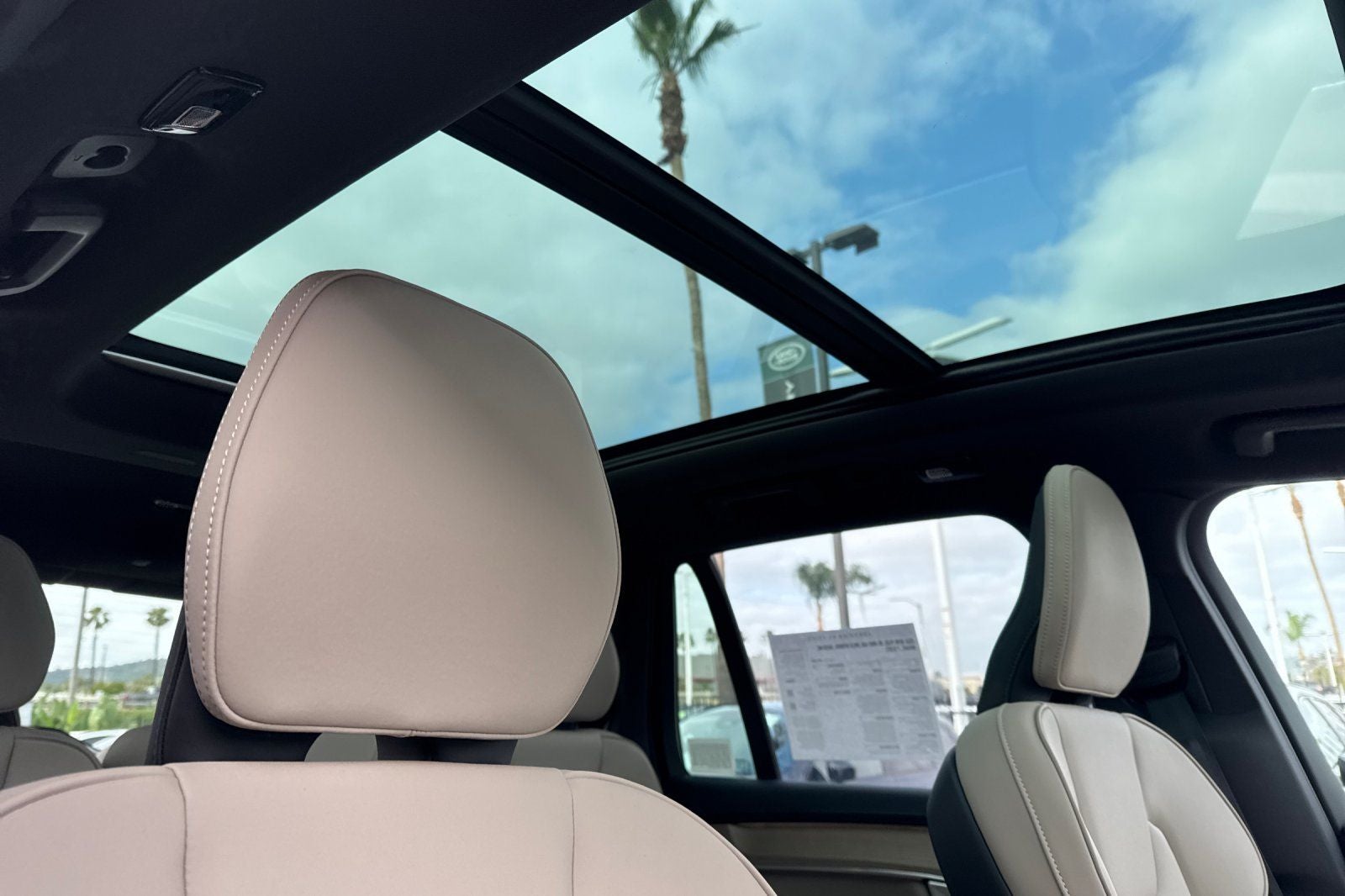 2026 Volvo XC90 B5 Plus