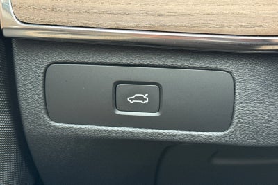 2026 Volvo XC90 B5 Plus