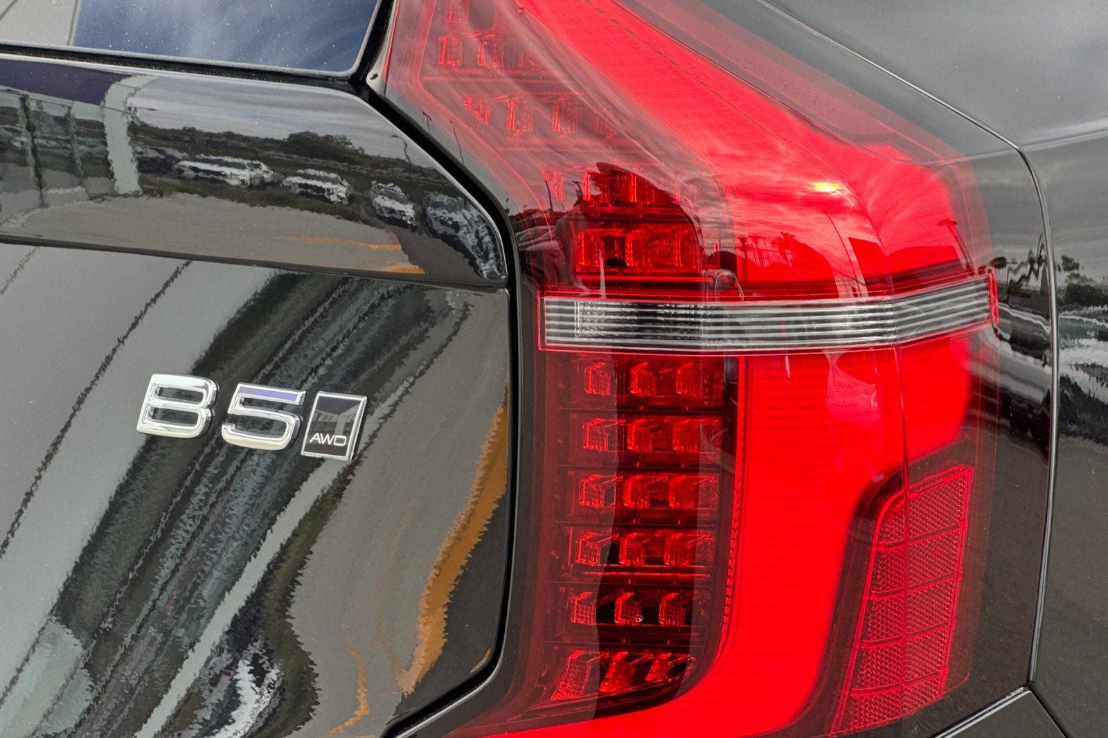 2026 Volvo XC90 B5 Plus