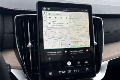 2026 Volvo XC90 B5 Plus
