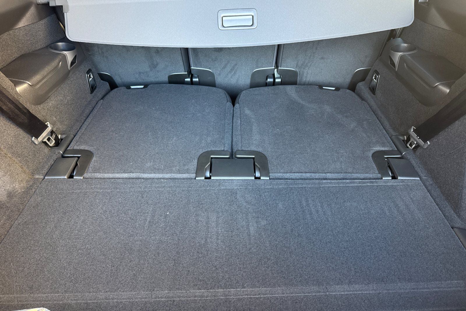 2026 Volvo XC90 B5 Plus