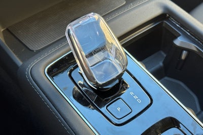 2026 Volvo XC90 B5 Plus