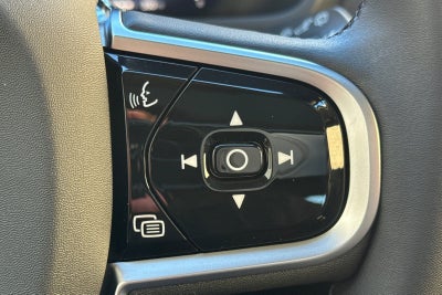 2026 Volvo XC90 B5 Plus