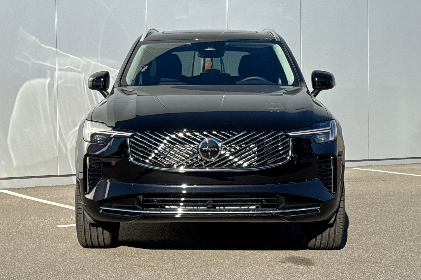 2026 Volvo XC90 B5 Plus