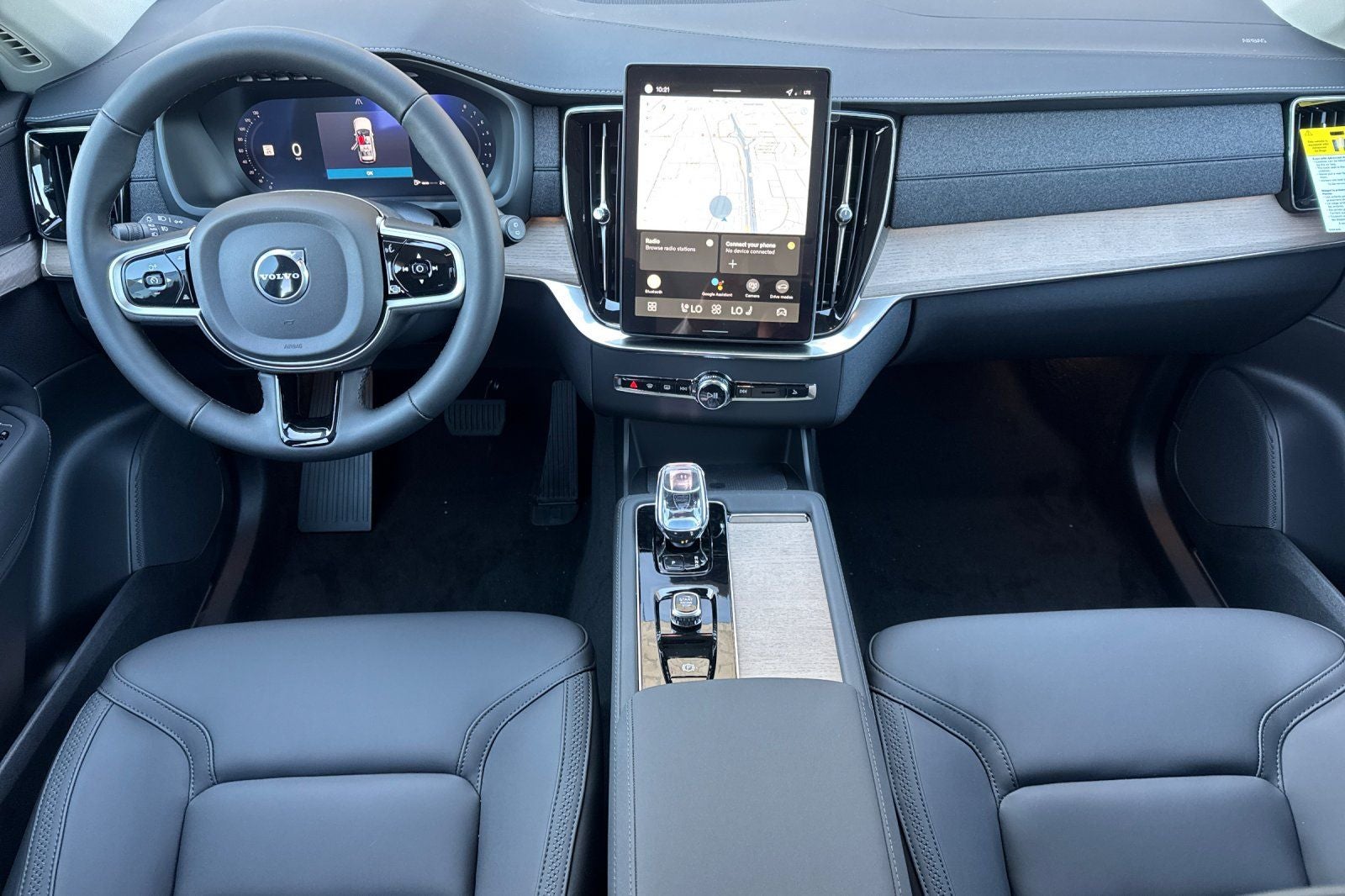 2026 Volvo XC90 B5 Core