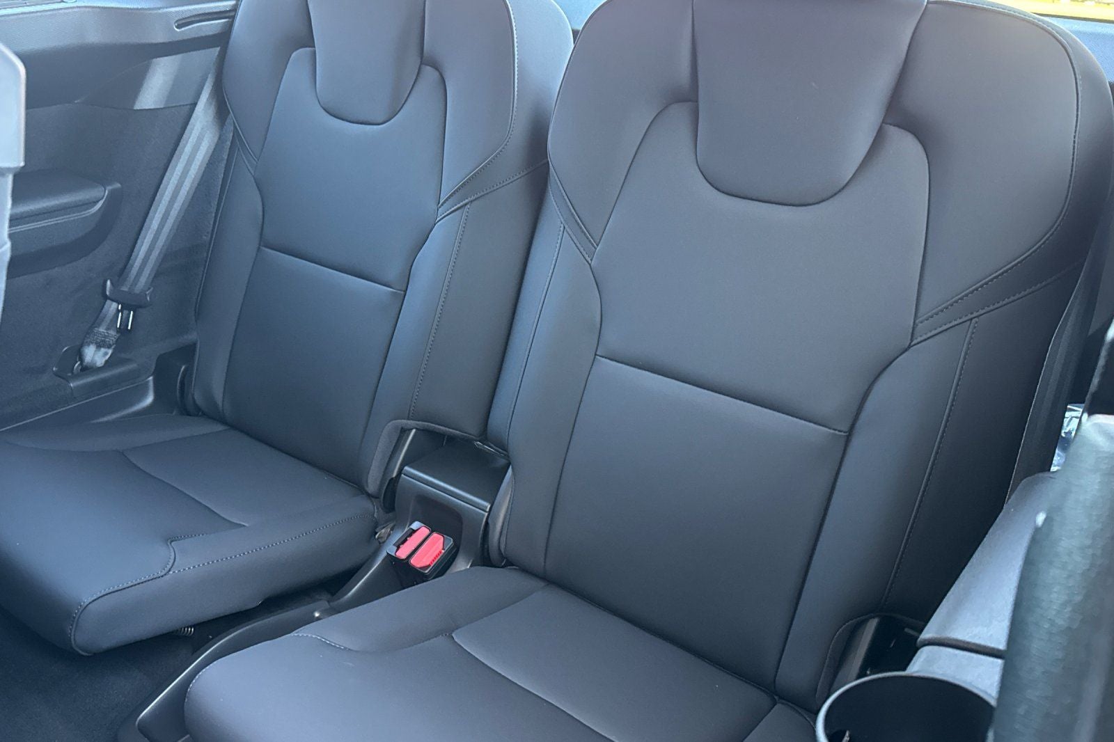 2026 Volvo XC90 B5 Core