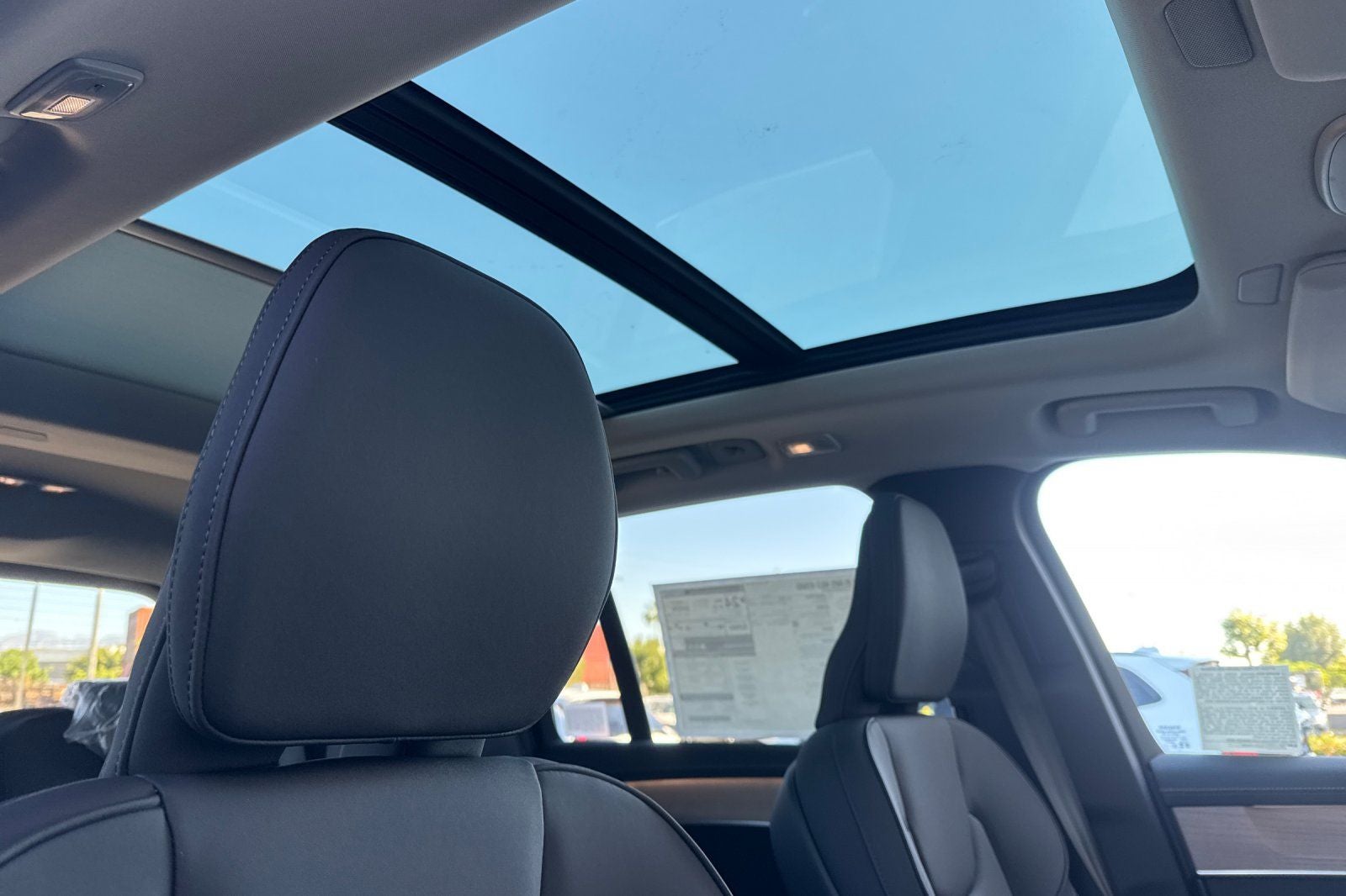 2026 Volvo XC90 B5 Core