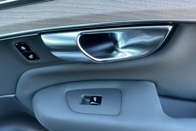 2026 Volvo XC90 B5 Core