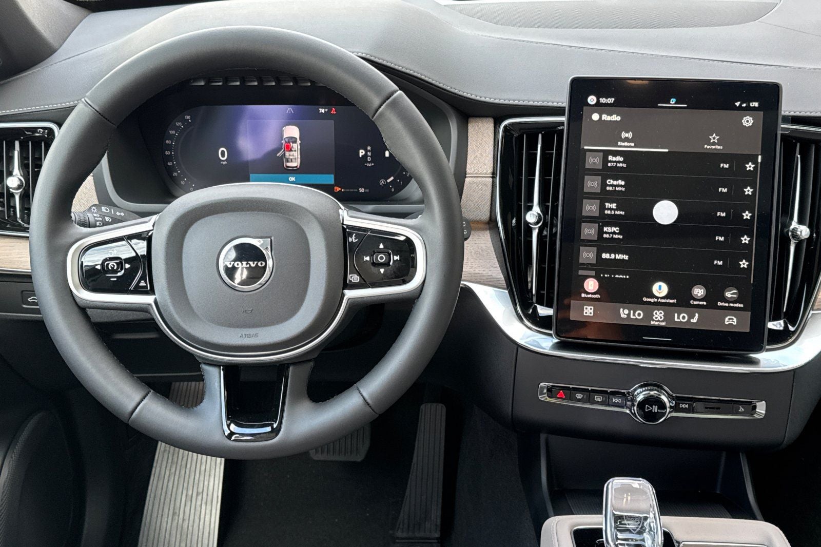 2026 Volvo XC90 B5 Core