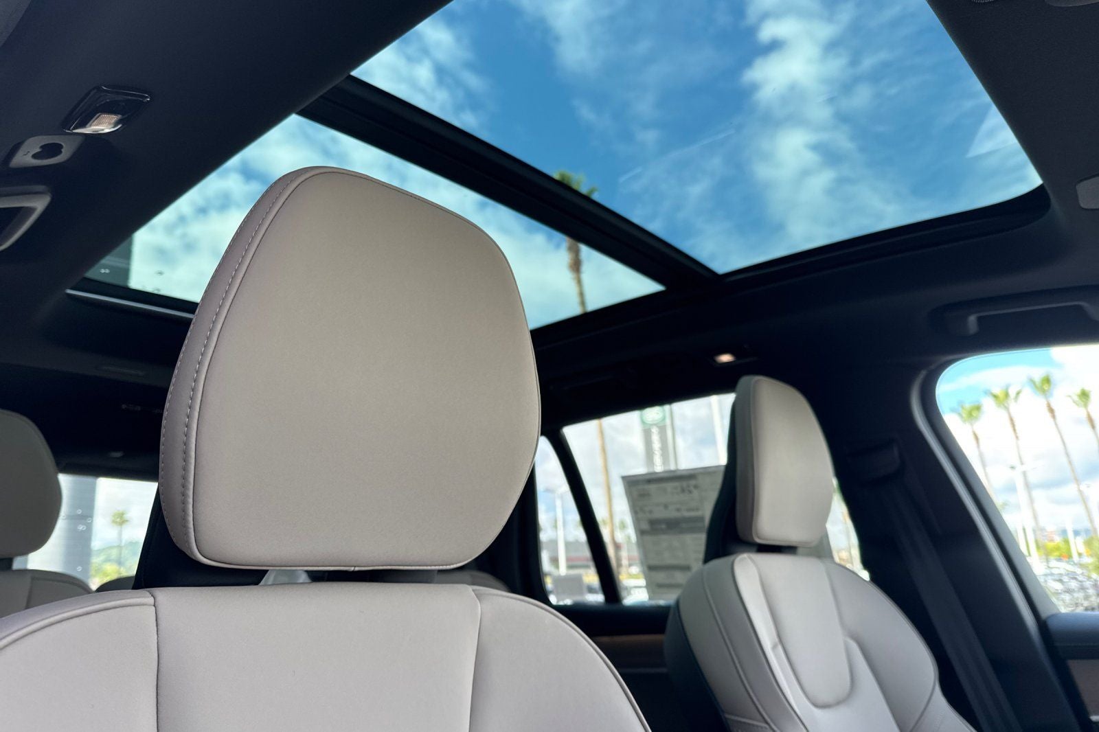 2026 Volvo XC90 B5 Core