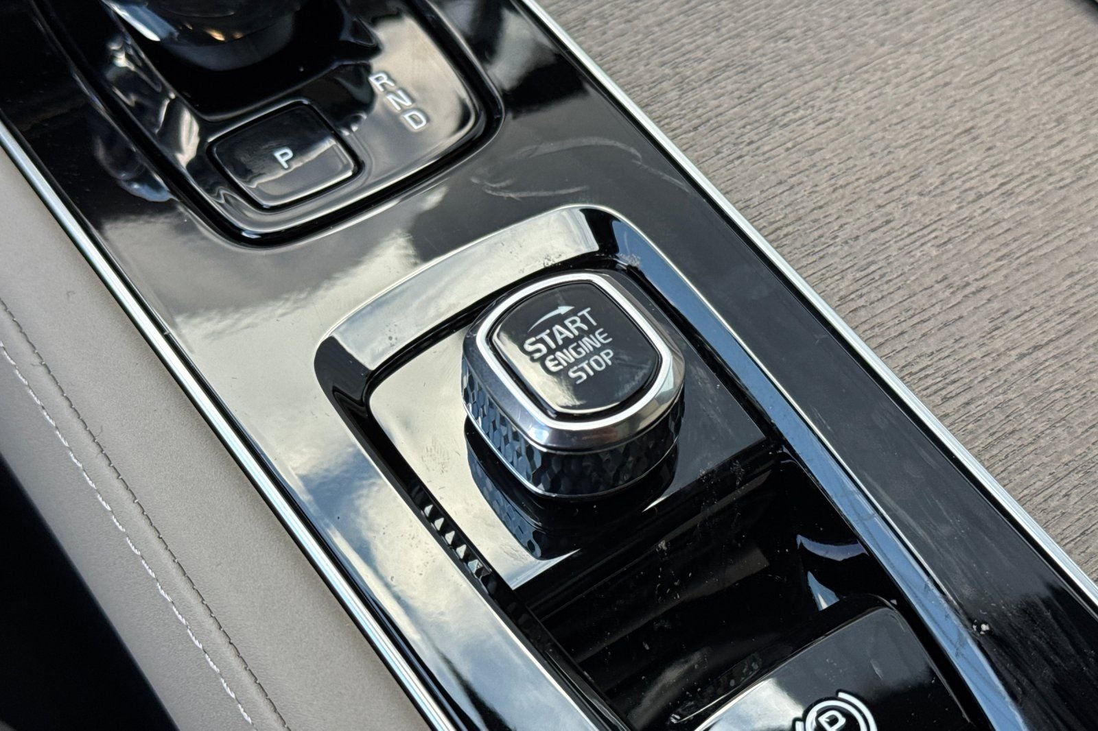 2026 Volvo XC90 B5 Core