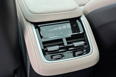 2026 Volvo XC90 B5 Core