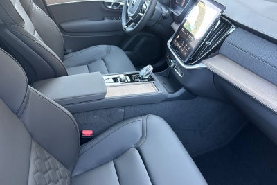 2026 Volvo XC90 B5 Core