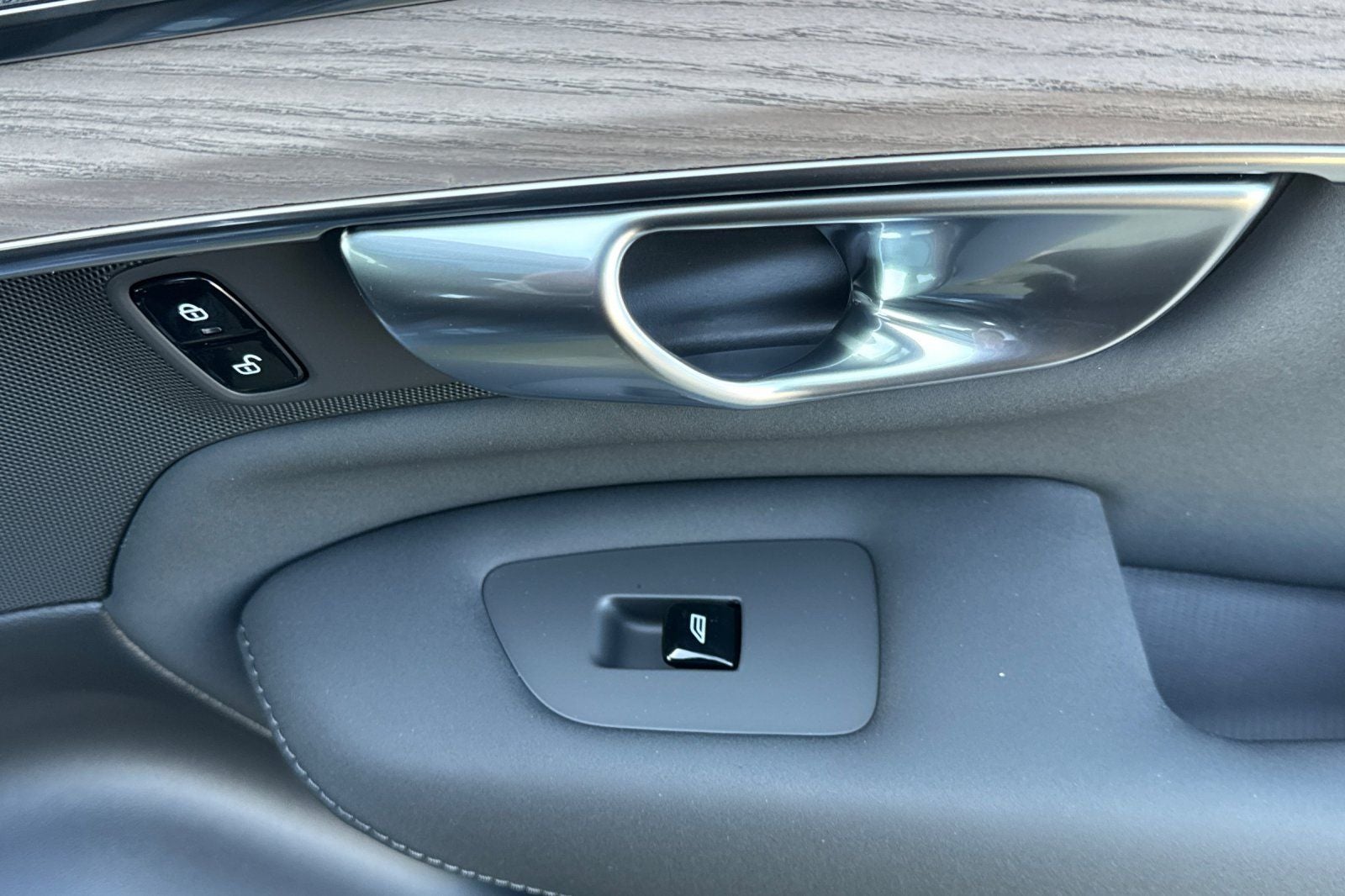 2026 Volvo XC90 B5 Core