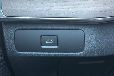 2026 Volvo XC90 B5 Core