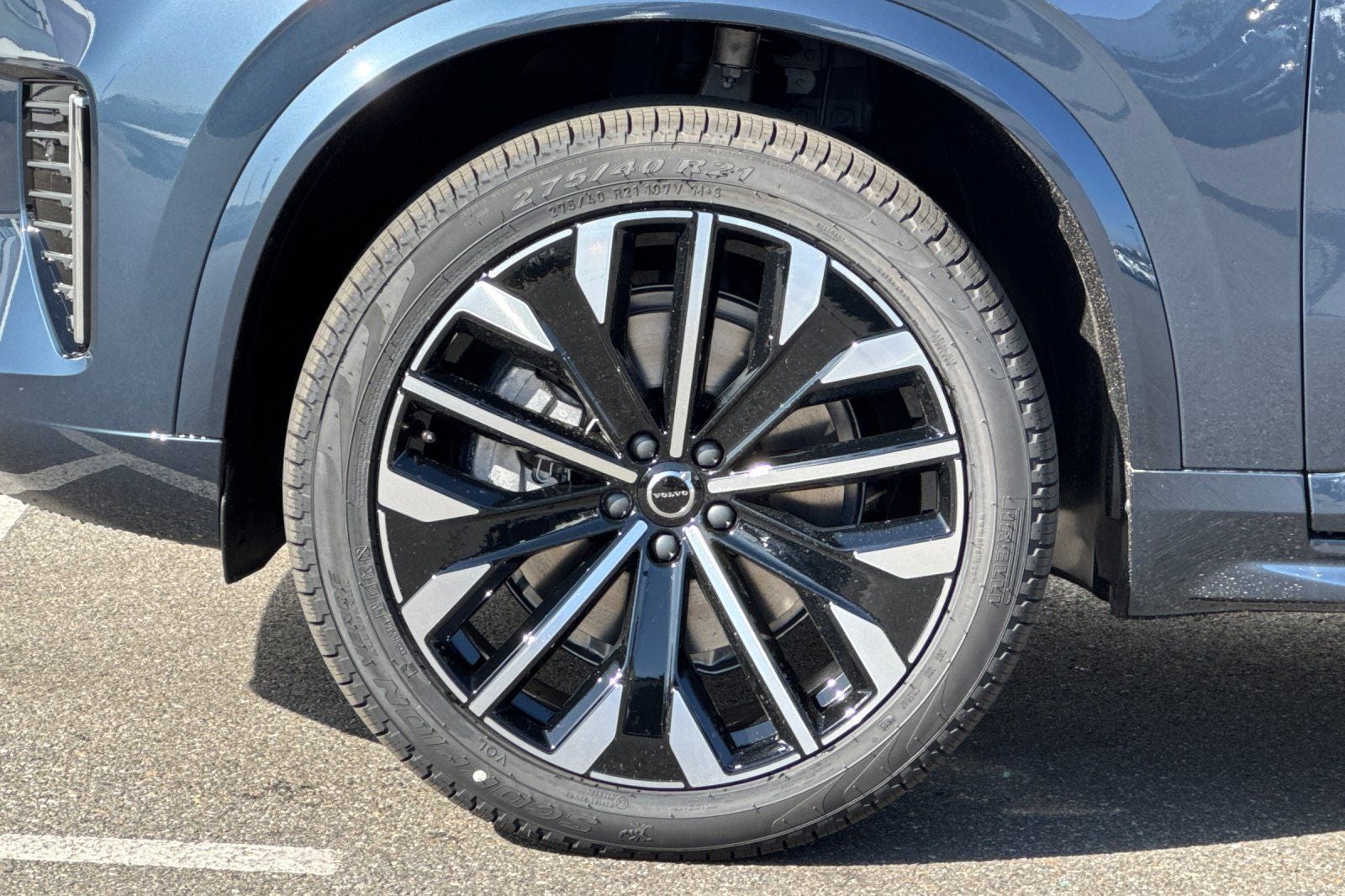 2026 Volvo XC90 B5 Core