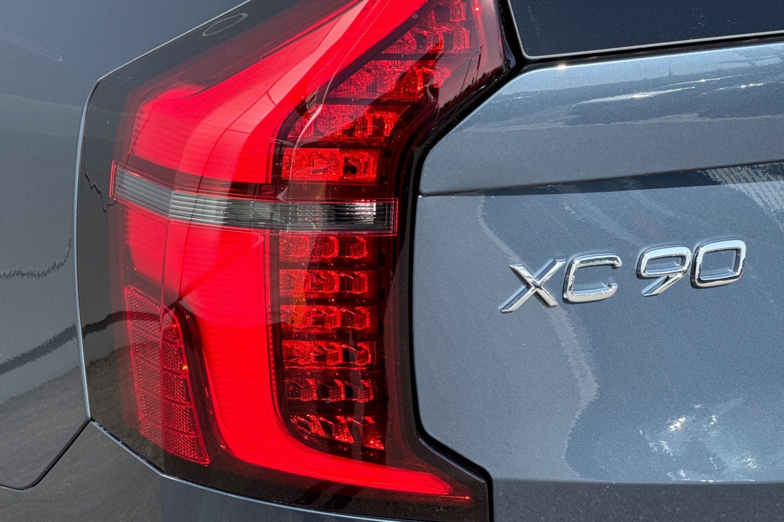 2026 Volvo XC90 B5 Core