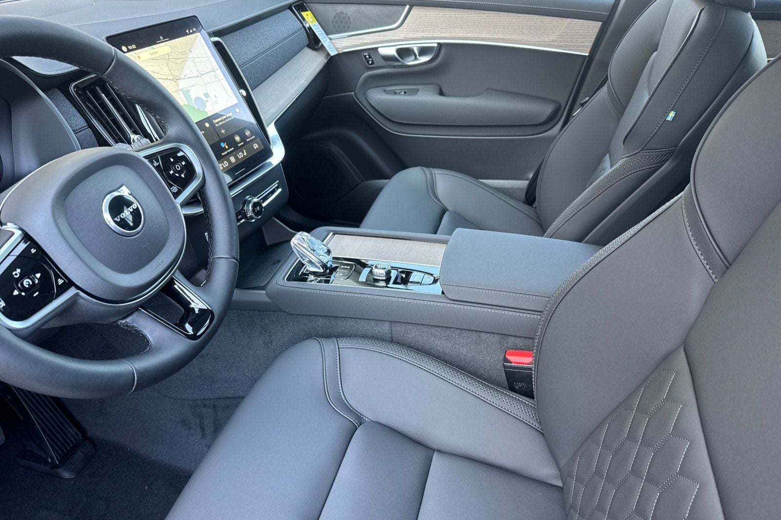 2026 Volvo XC90 B5 Core