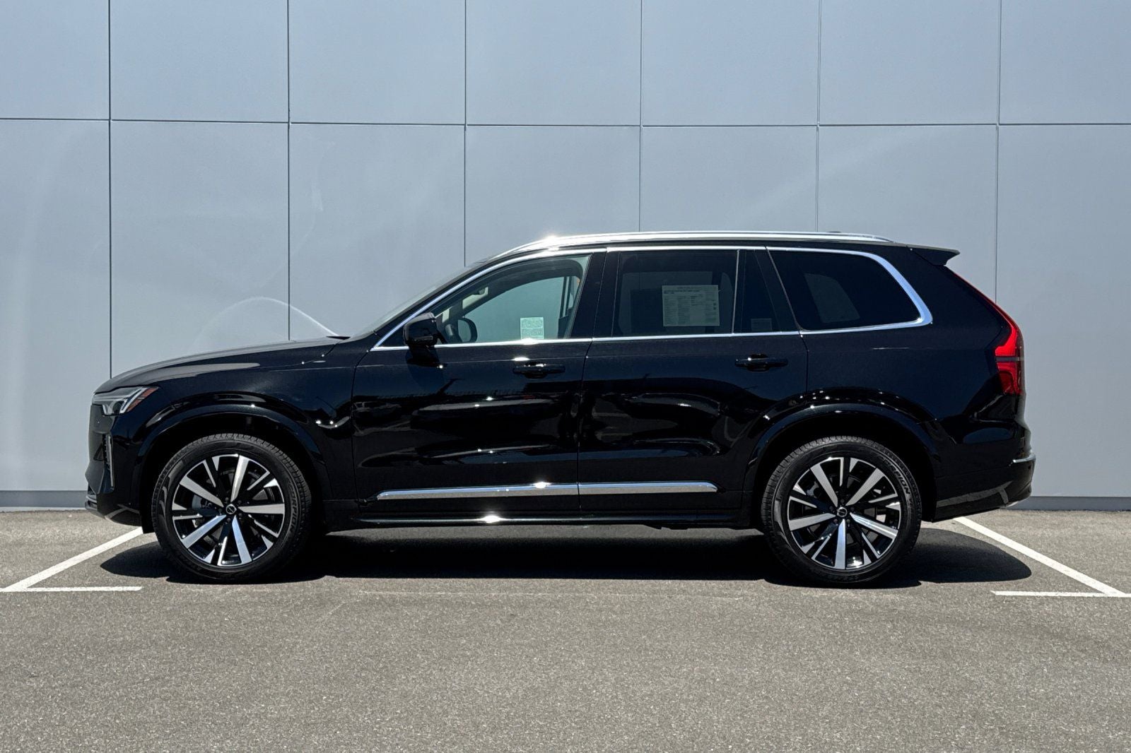 2026 Volvo XC90 B5 Core