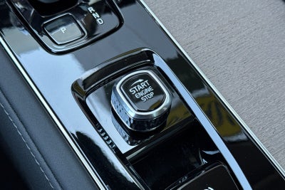 2026 Volvo XC90 B5 Core