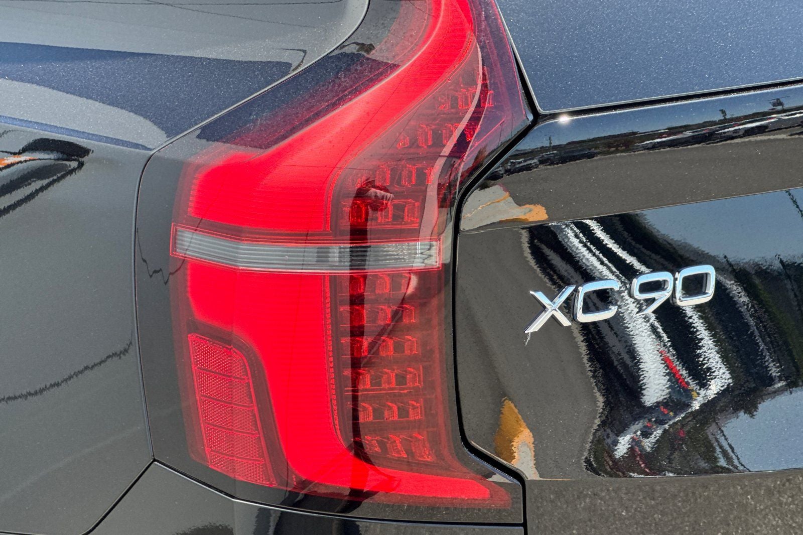 2026 Volvo XC90 B5 Core