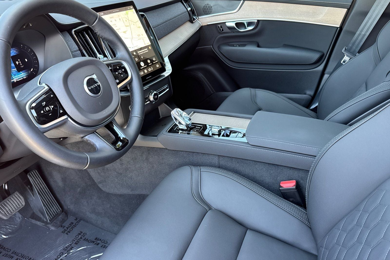 2026 Volvo XC90 B5 Core
