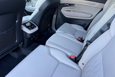 2026 Volvo XC90 B5 Core