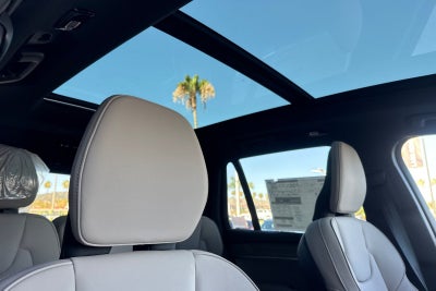 2026 Volvo XC90 B5 Core