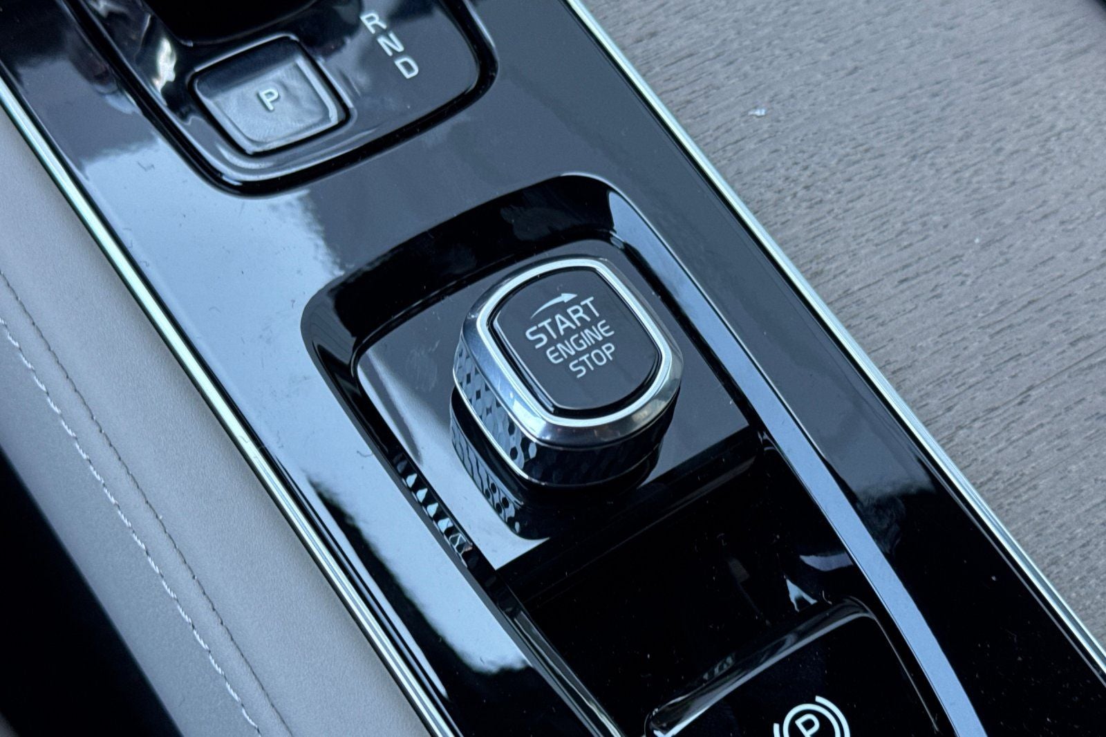 2026 Volvo XC90 B5 Core