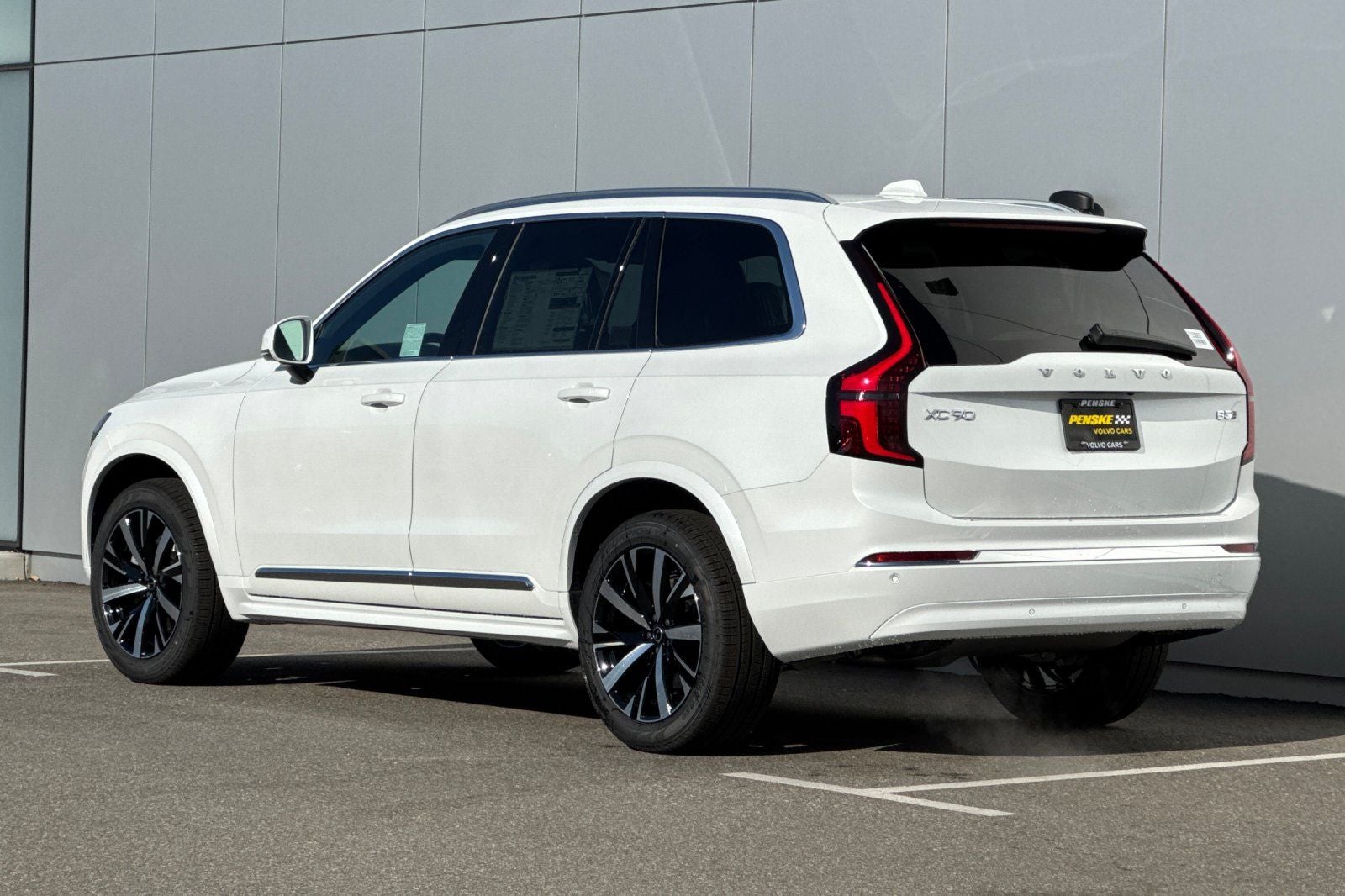 2026 Volvo XC90 B5 Core