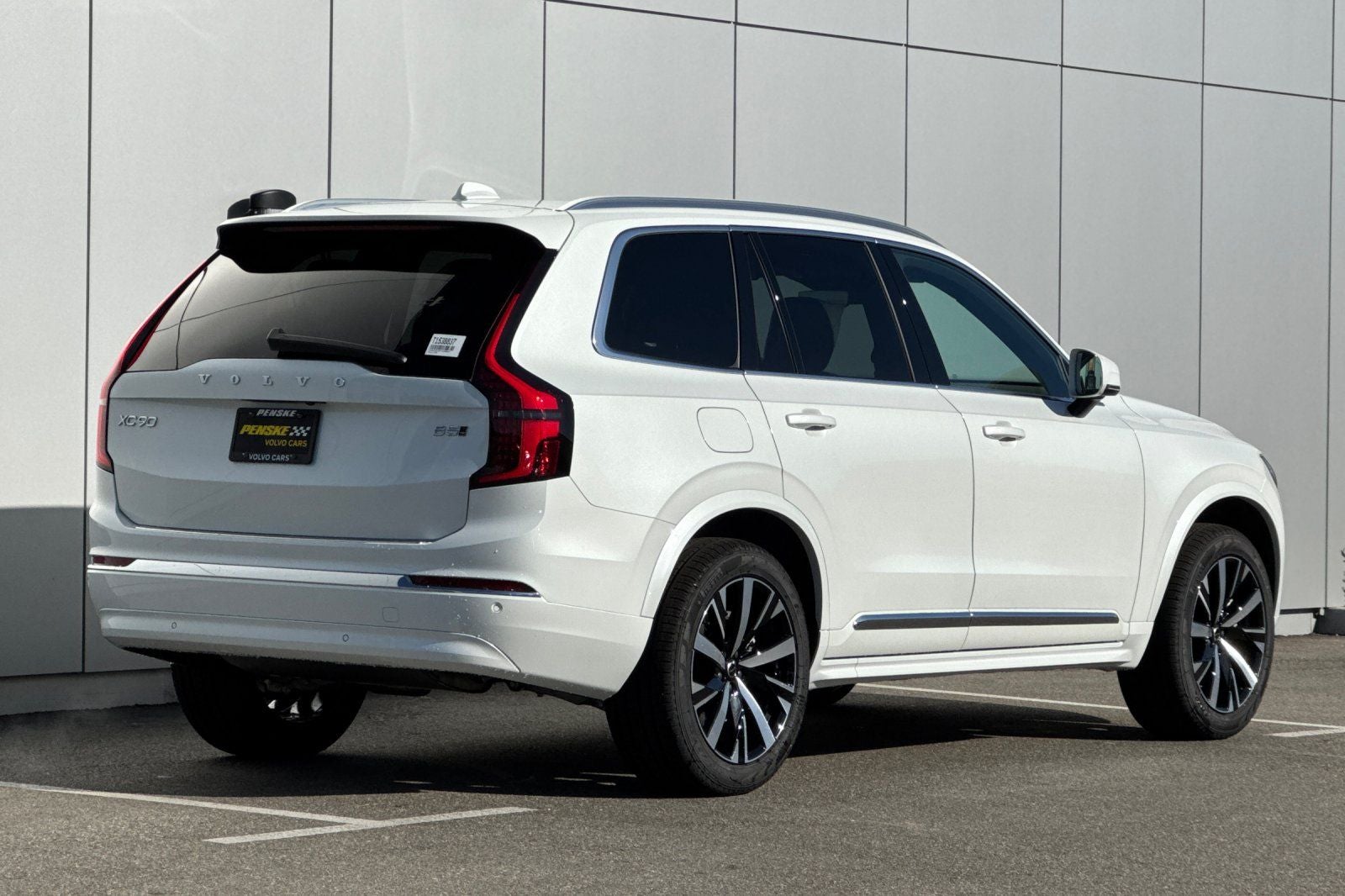2026 Volvo XC90 B5 Core