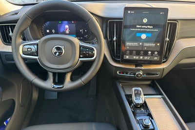 2026 Volvo XC60 B5 Plus