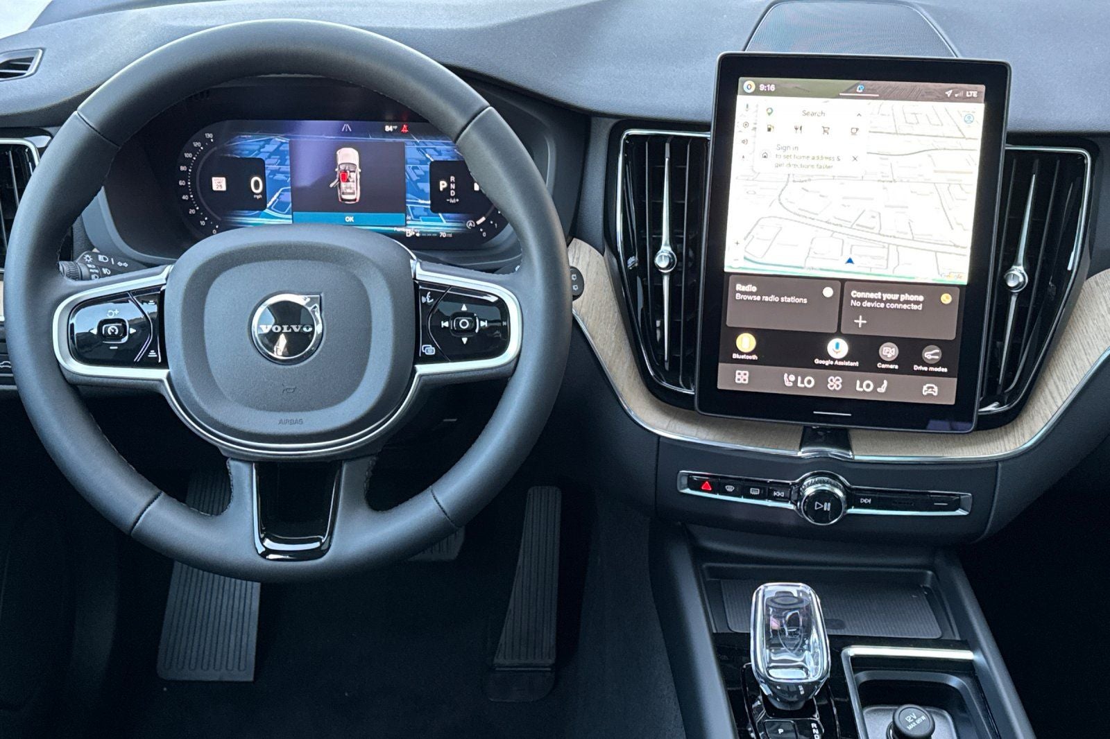 2026 Volvo XC60 B5 Plus
